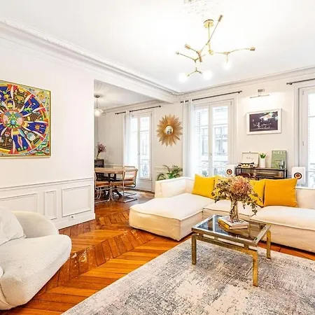 Apartament Guestready - Charming Getaway Near Sacre-coeur Paryż